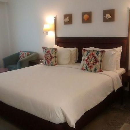 Prainha Resort By The Sea Taleigao Exterior foto